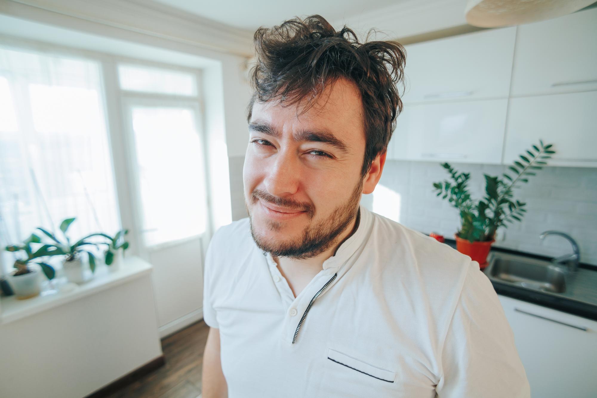 Vyr. šefas vedantis pamoką internetu